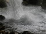 Koča pri Peričniku - The Upper Peričnik waterfall